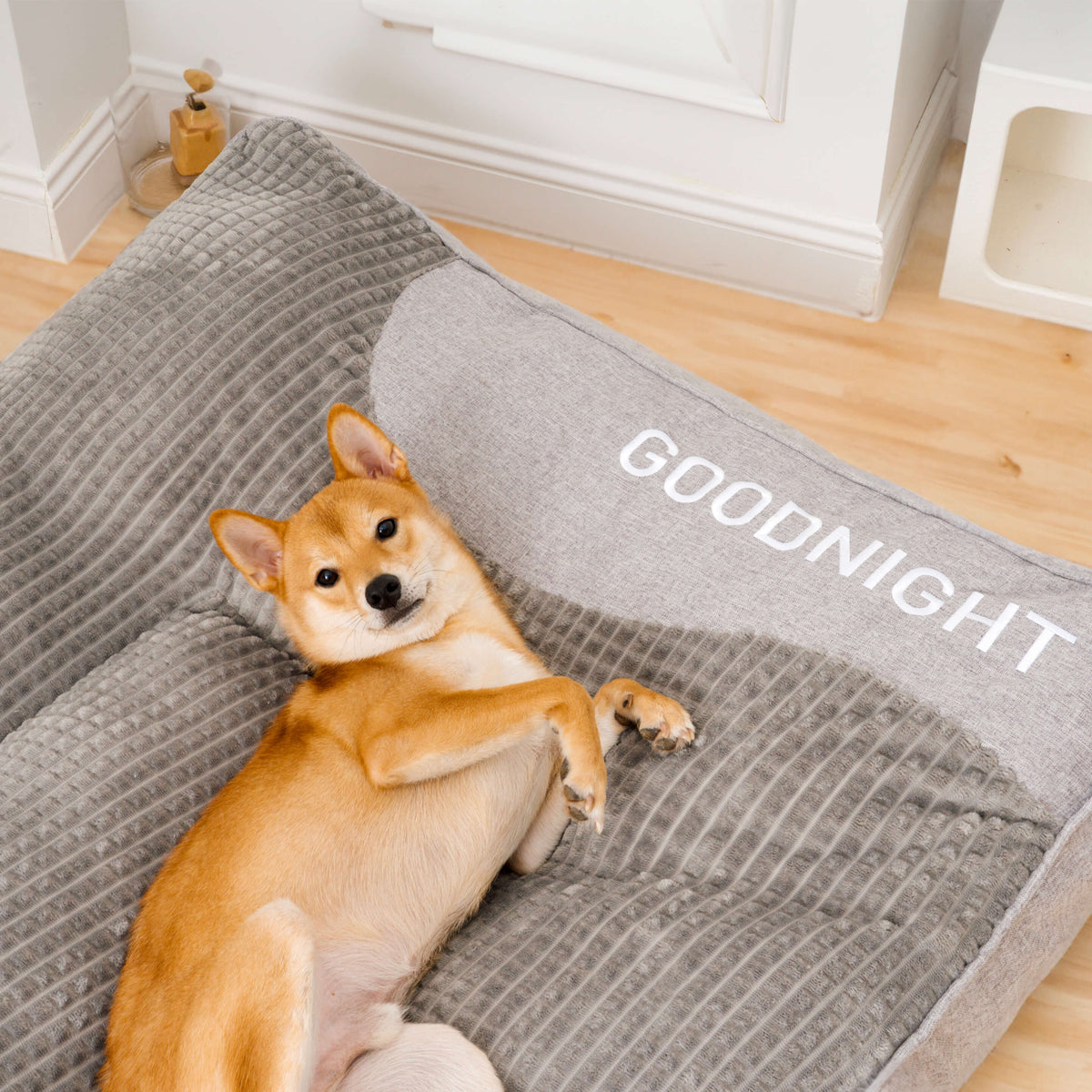 Comfortable Pet Bed Memory Foam with Bolster Support